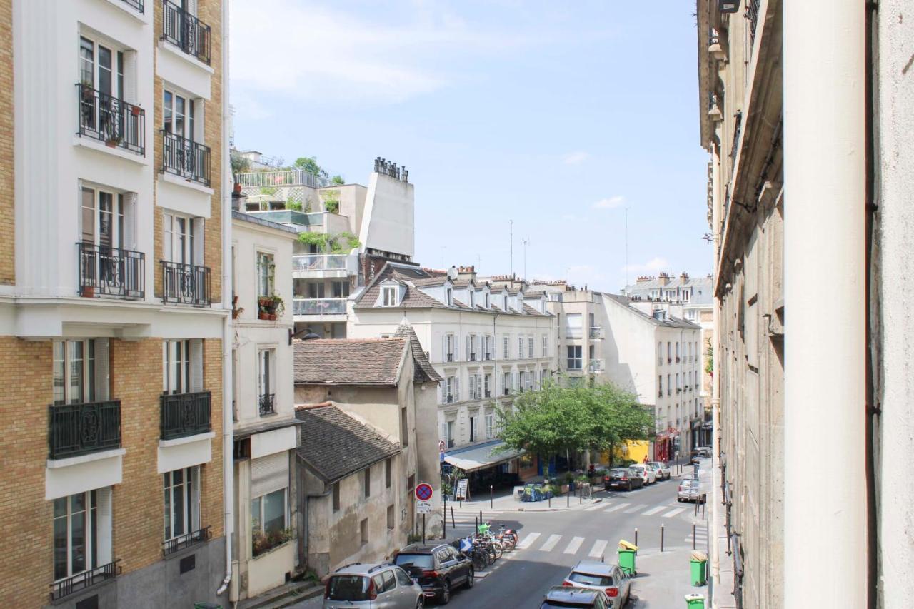 Appartamento Lovely Love Nest Near Montmartre Parigi Esterno foto